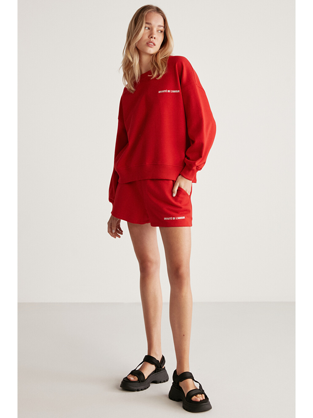 Jennıfer Kadın Organik Pamuklu Nakışlı Yuvarlak Yakalı Oversize Kırmızı Sweatshirt-2