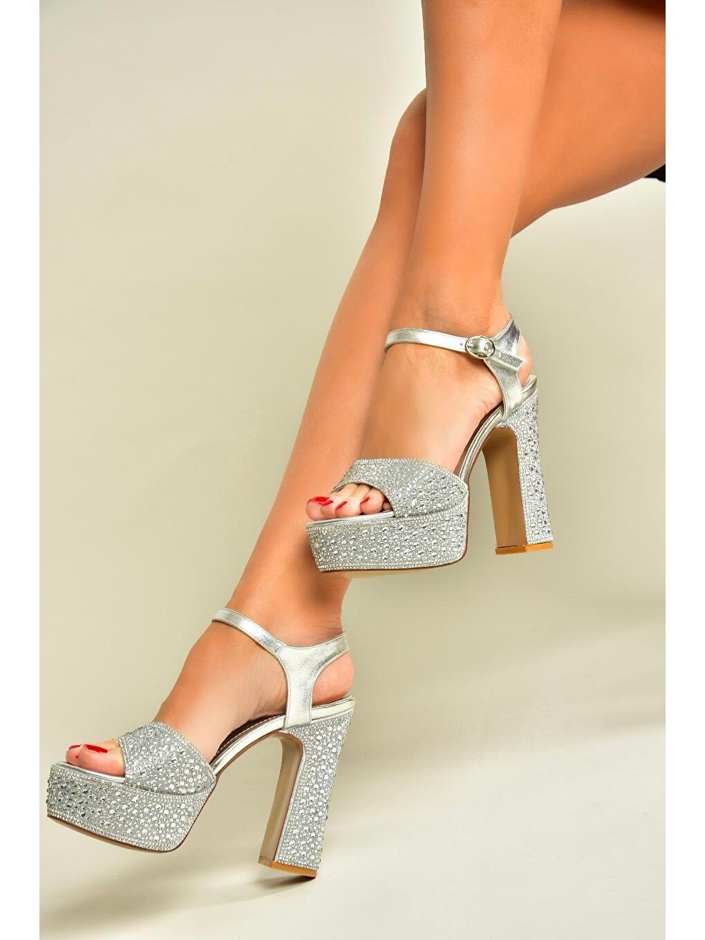 Gri Gümüş Kadın Topuklu Ayakkabı U8201155-2