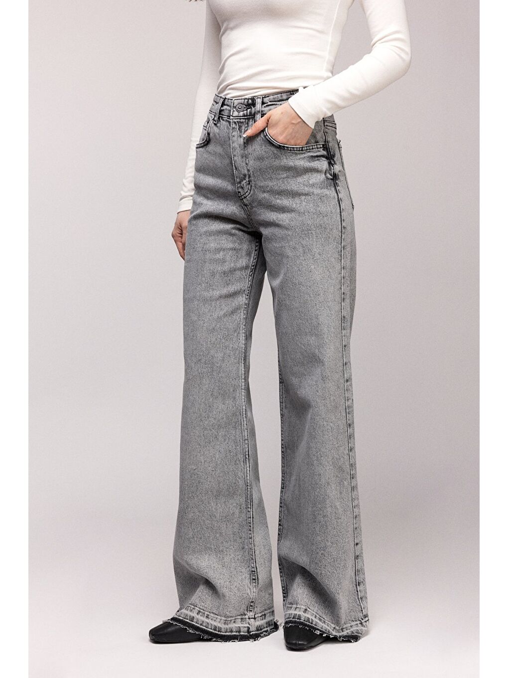 Gri Kadın Yüksek Bel Wide Leg Jean Pantolon - Paça Detaylı