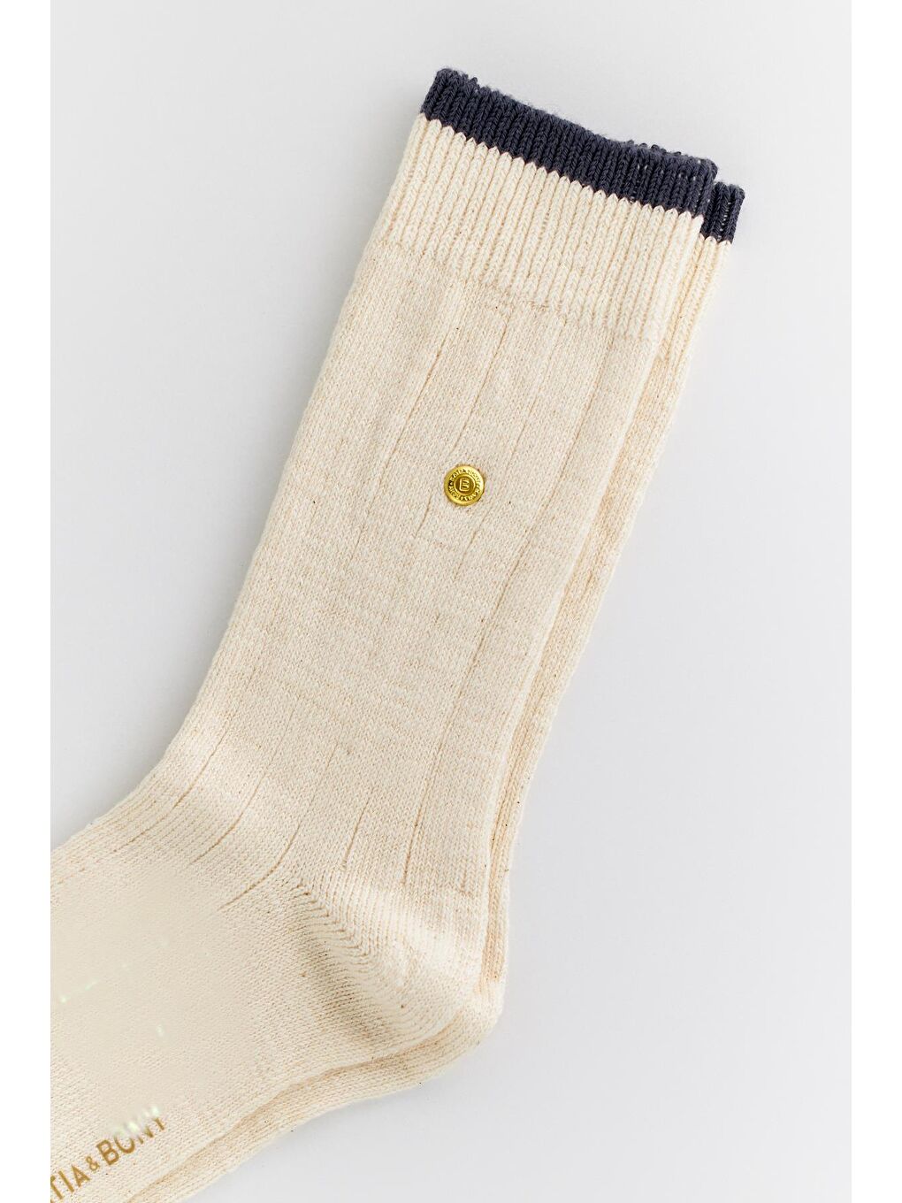 Erkek Zımbalı Ekose Soket Çorap Ekru-Lacivert-1