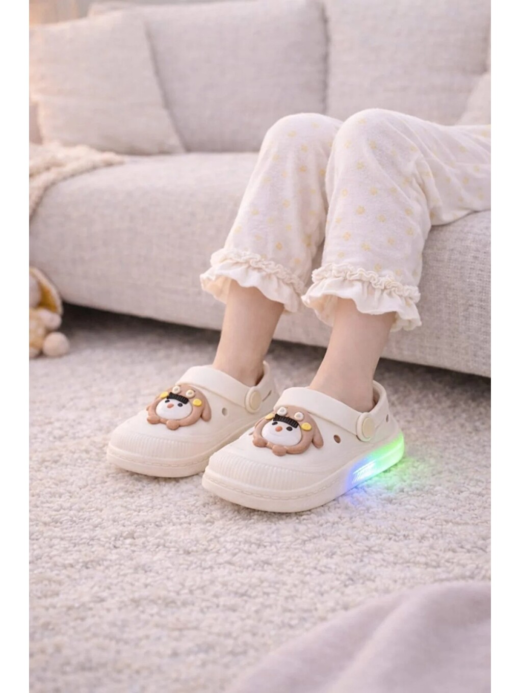 Ekru Işıklı Minik Maymun Çocuk Sandalet Terlik-2