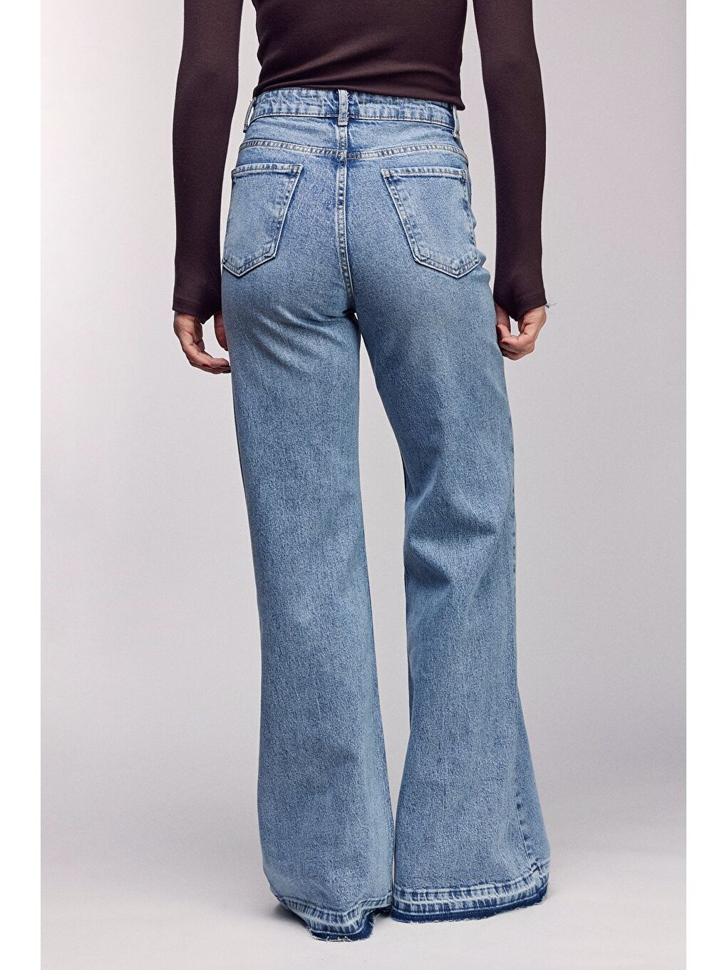 Açık Mavi Kadın Yüksek Bel Wide Leg Jean Pantolon - Paça Detaylı-2