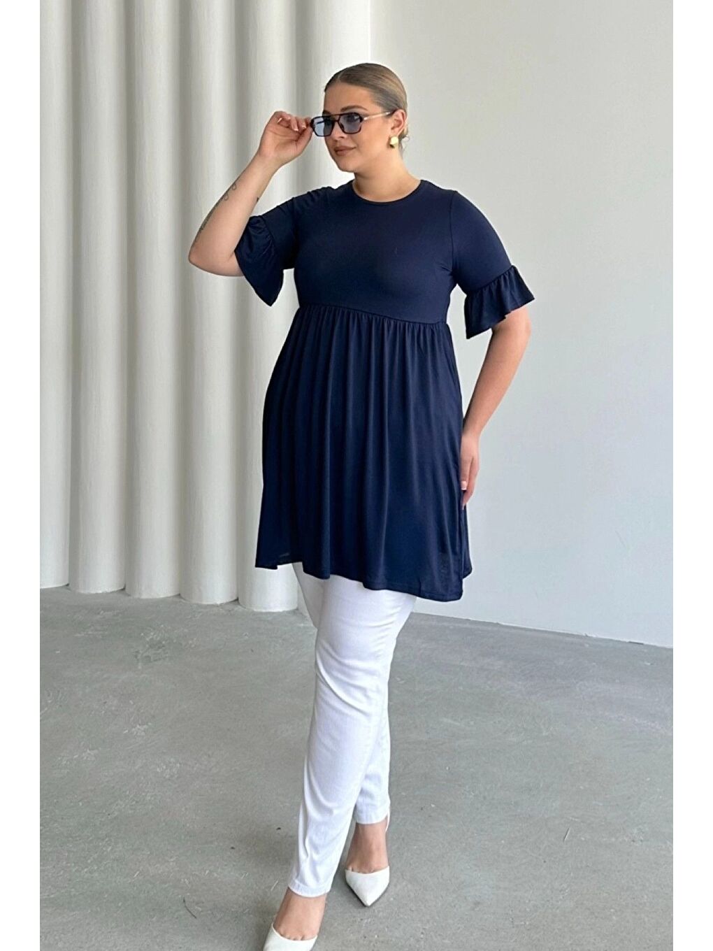 Lacivert Büyük Beden Kol Detaylı Beli Lastikli Pileli Tunik T-shirt T42-1