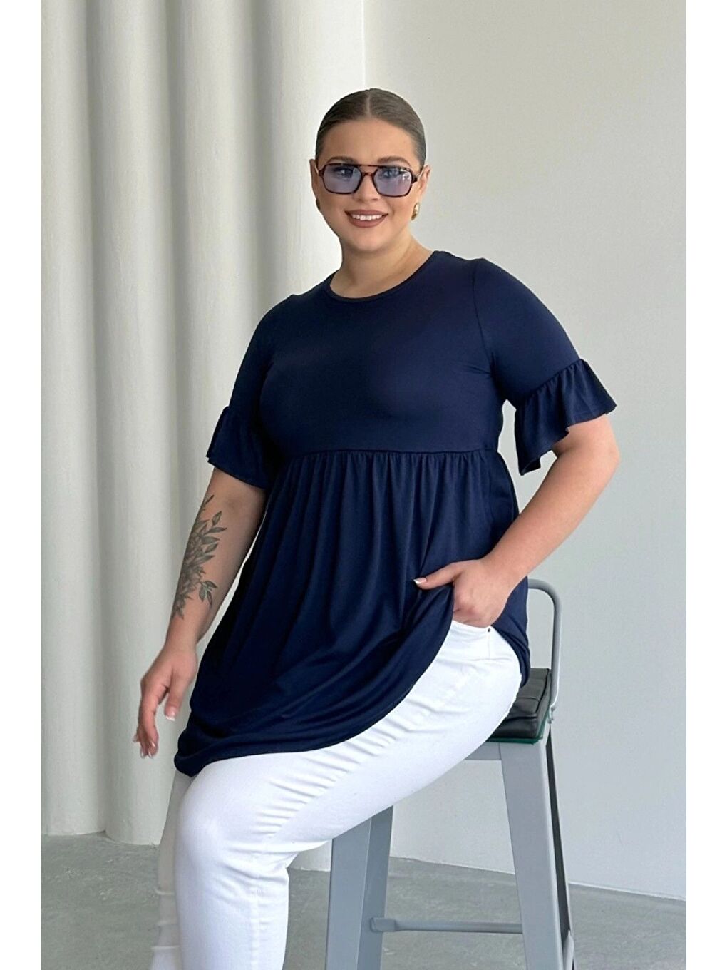 Lacivert Büyük Beden Kol Detaylı Beli Lastikli Pileli Tunik T-shirt T42-3