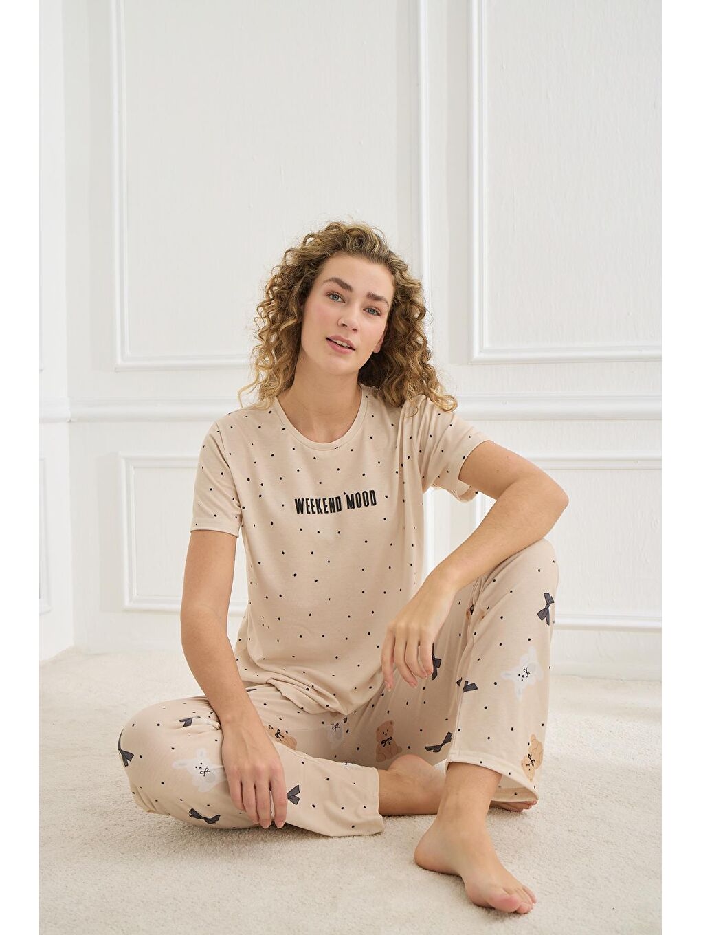 Bej Kadın Elastanlı Süprem Bisiklet Yaka Pijama Takım | 70109-923-1