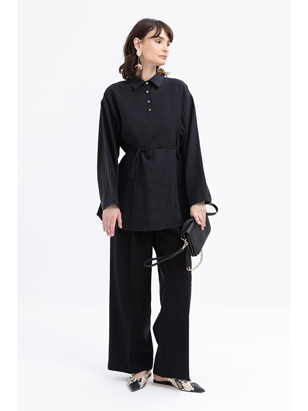 Bej Siyah-Yarım Patlı Beli Bağcıklı Tunik-1