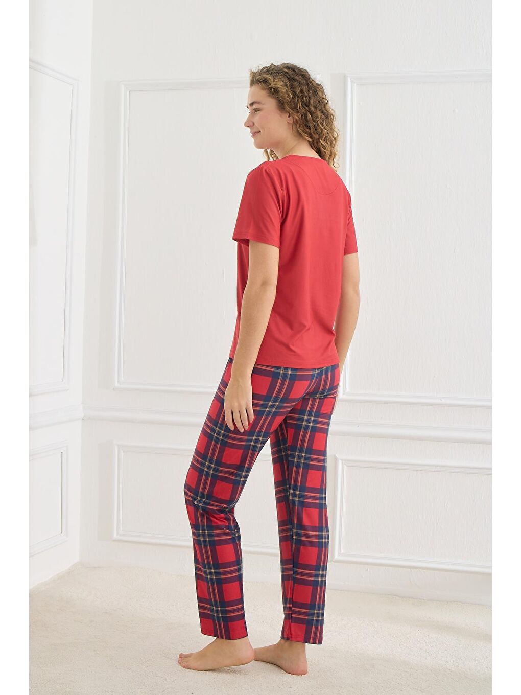 Kadın Ekose Desenli Bisiklet Yaka Pijama Takım | Kırmızı 30102-598-2