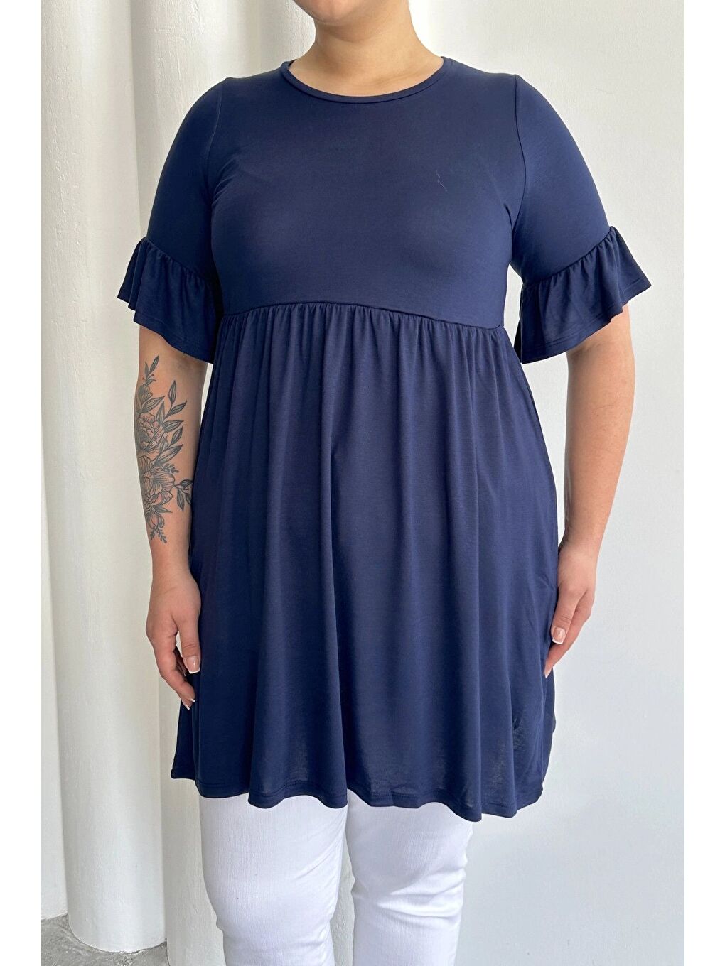 Lacivert Büyük Beden Kol Detaylı Beli Lastikli Pileli Tunik T-shirt T42-6