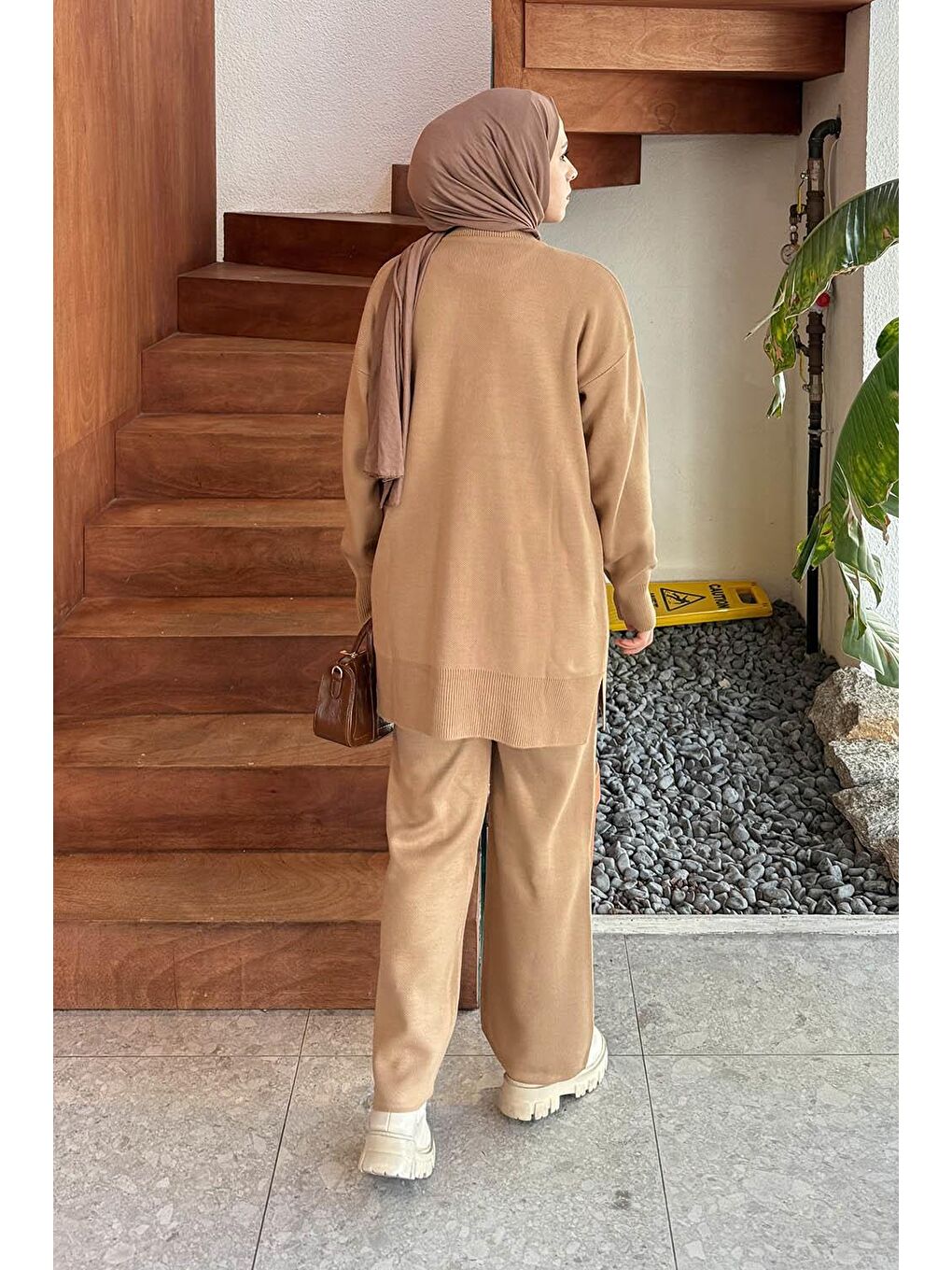 Kahverengi Cep Detaylı Triko Takım Camel-3