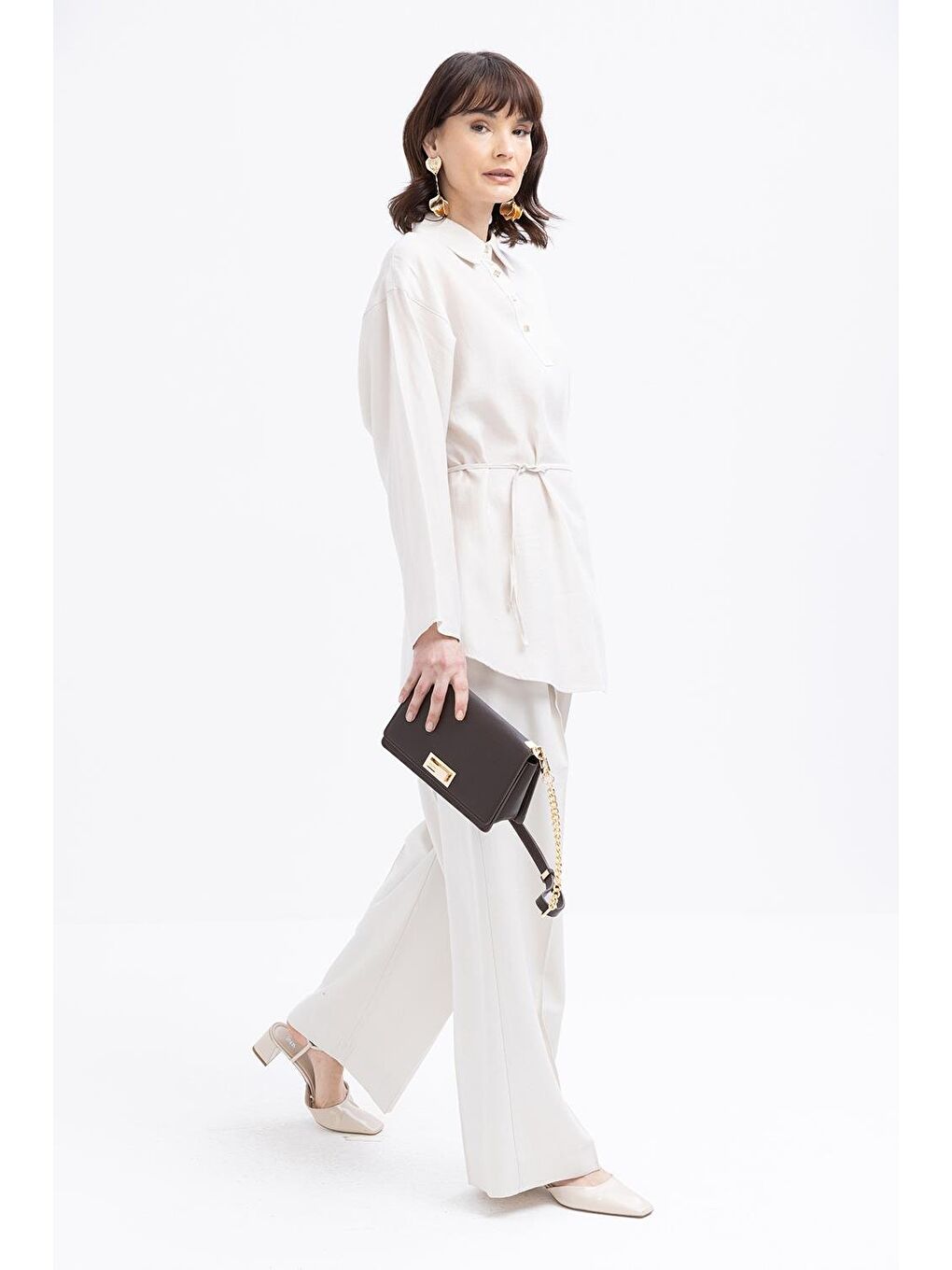 Bej Taş-Yarım Patlı Beli Bağcıklı Tunik