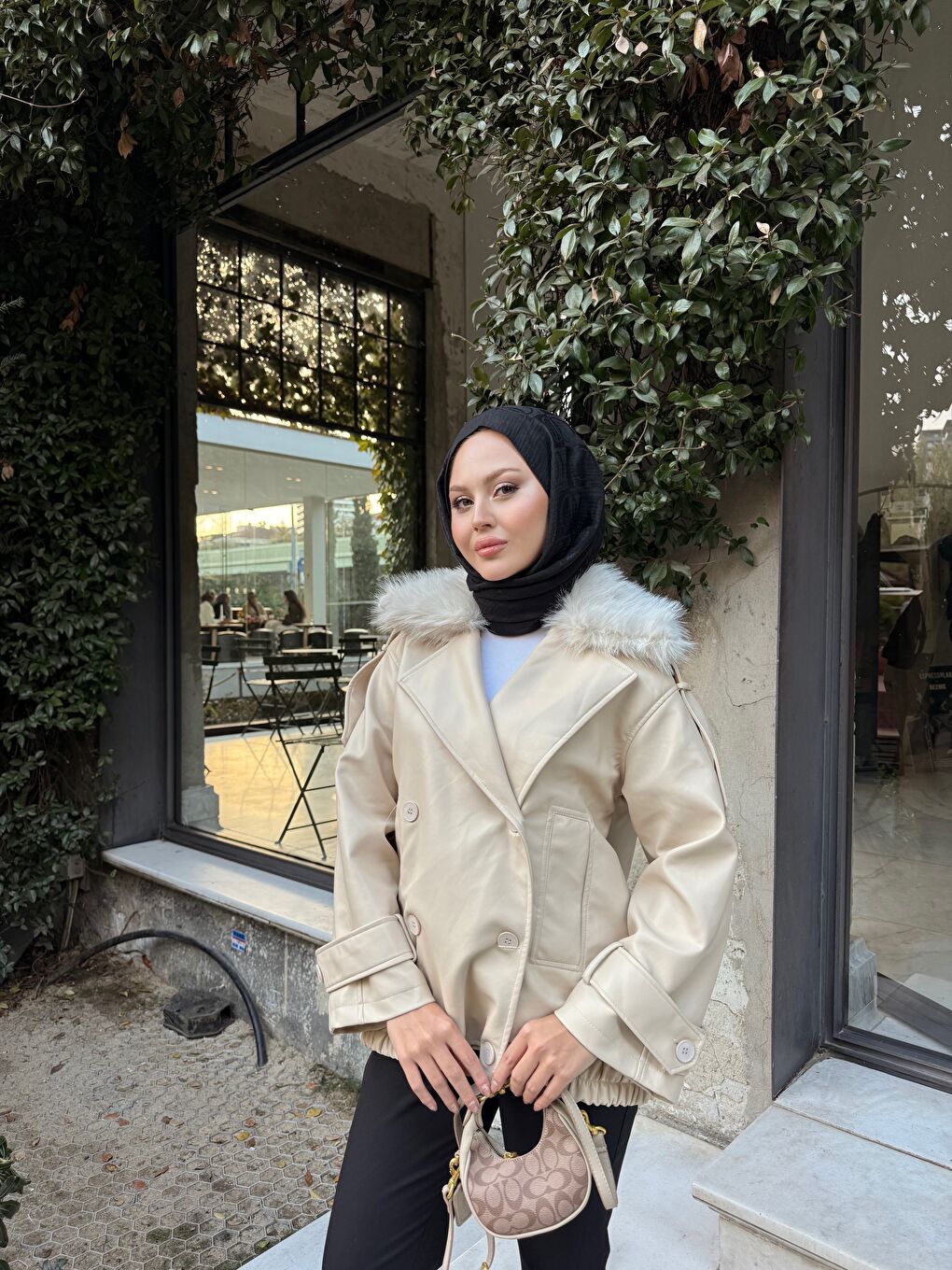 Ekru Kadın Kürk Detaylı Deri Ceket Krem-1