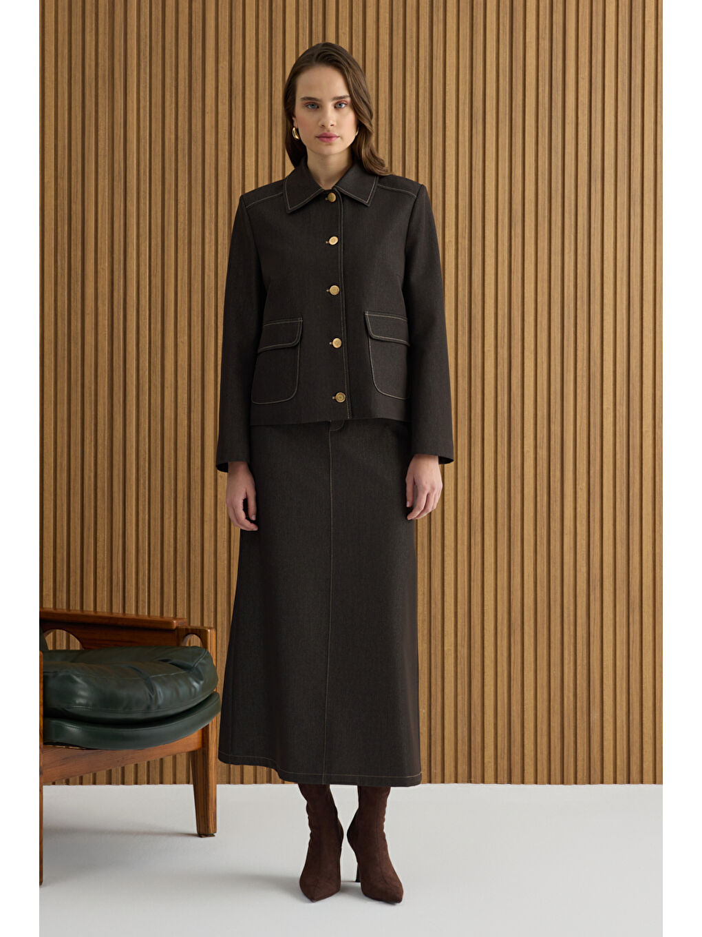 Kahverengi Denim Görünümlü Kısa Ceket-1