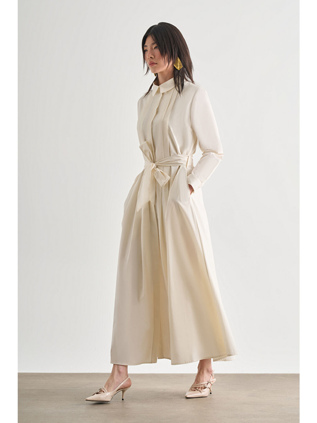 Premium Saf Pamuk Ekru Piliseli Uzun Elbise-1