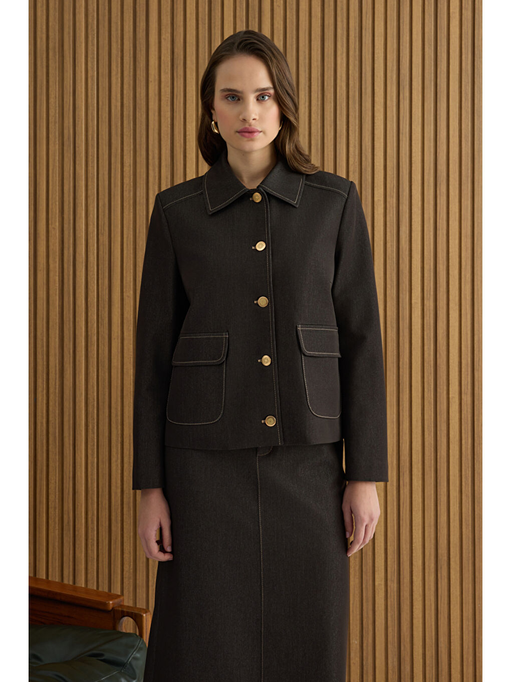 Kahverengi Denim Görünümlü Kısa Ceket-2