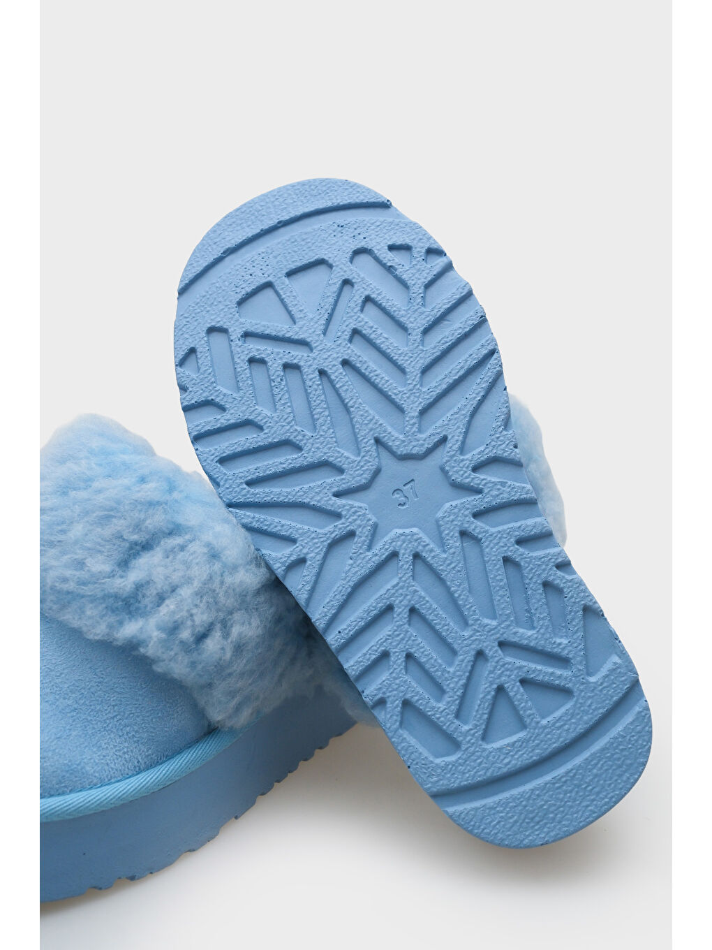 Mavi Florri Tüylü Burnu Kapalı Kadın Terlik-4