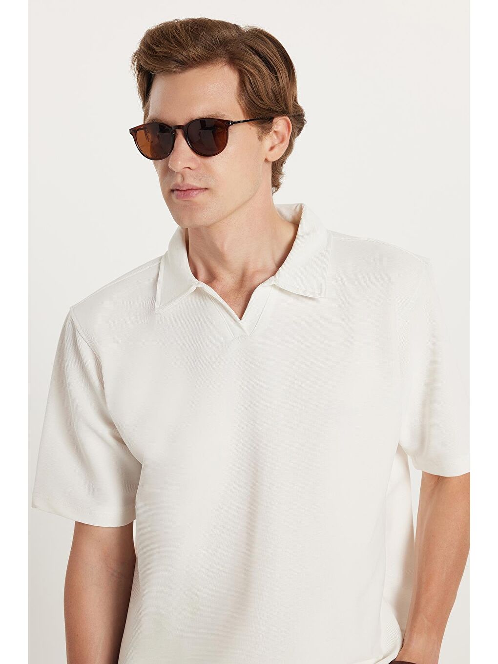 Erkek Standart Fit Normal Kesim Polo Yaka Pamuklu Düz Paça Beyaz Eşofman Takımı-1