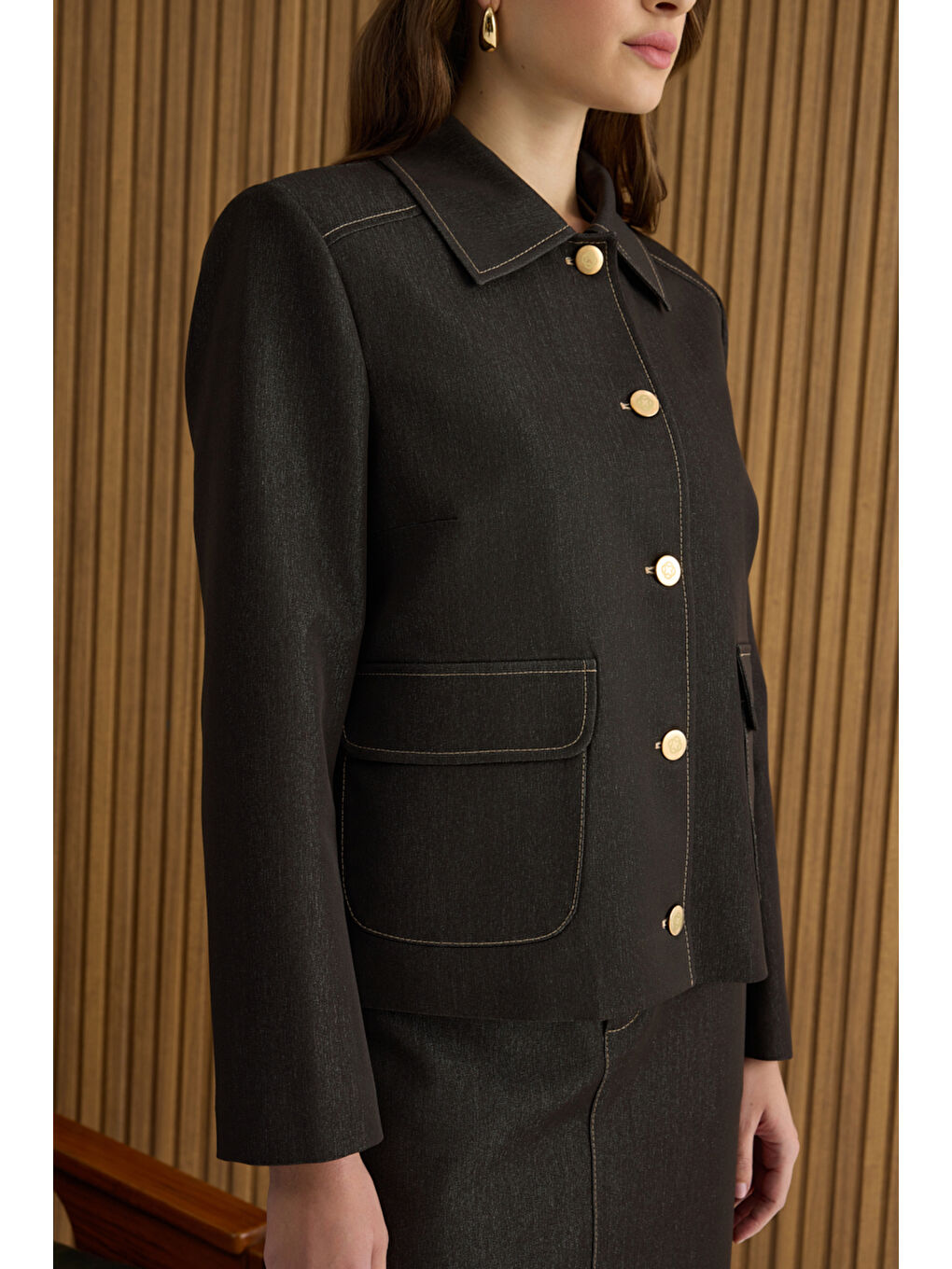 Kahverengi Denim Görünümlü Kısa Ceket-5