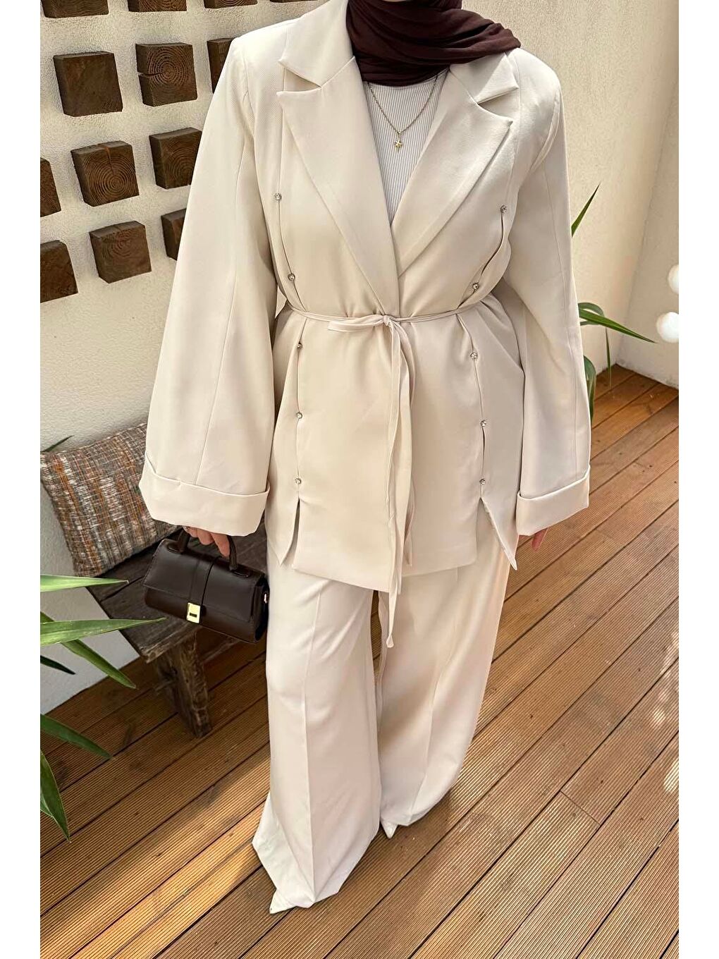 Bej Derin Pens Detaylı Tesettür Takım Taş-2