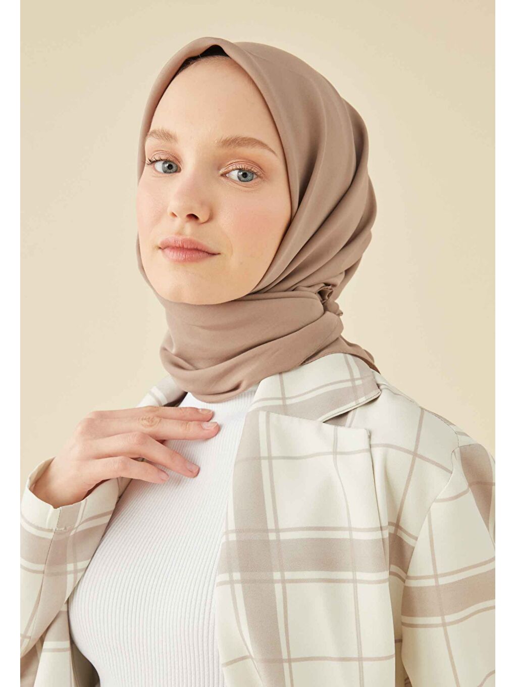 Kahverengi Pamuk İpek Eşarp Tozlu Kahve