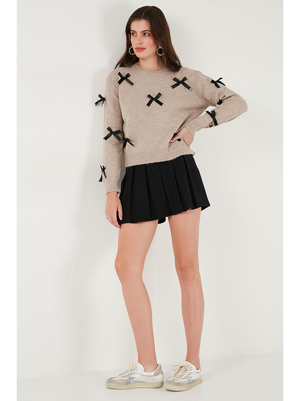 Bej Premium Regular Fit Bisiklet Yaka Fiyonk Detaylı Triko Kazak 680KZ00155-2