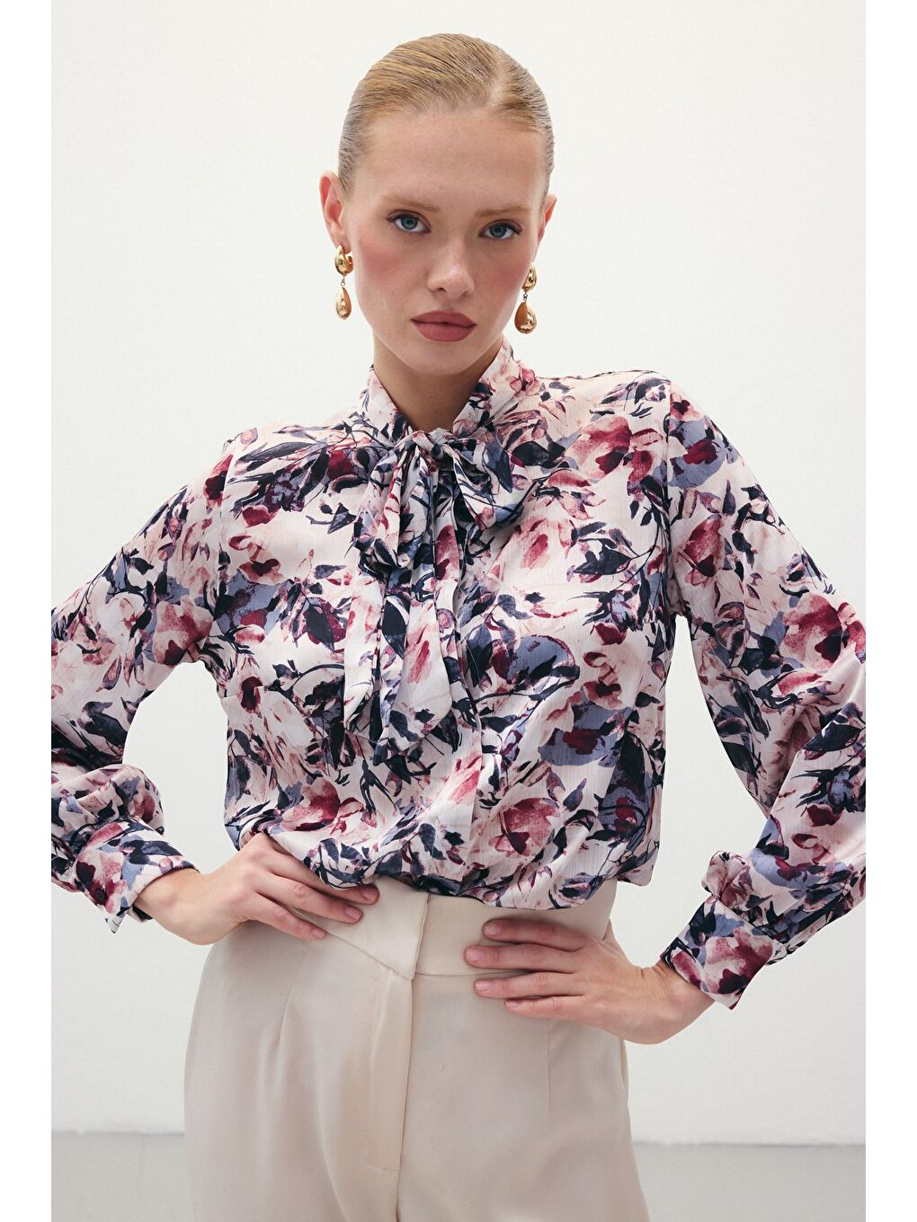 Desenli Fular Yaka Gömlek - Bordo-2