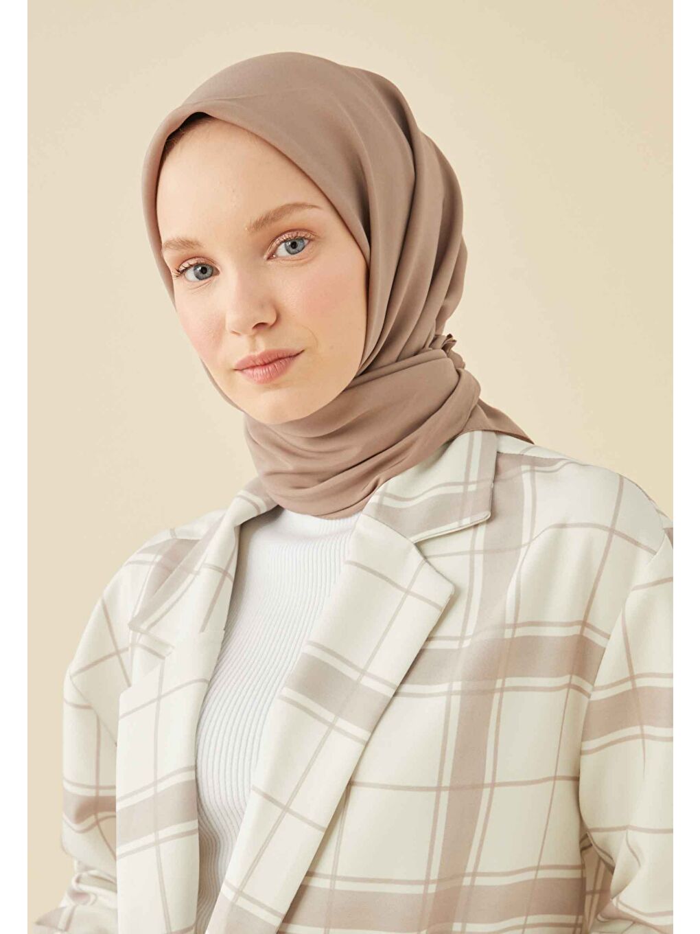 Kahverengi Pamuk İpek Eşarp Tozlu Kahve-2