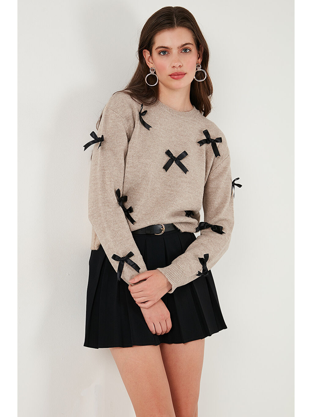 Bej Premium Regular Fit Bisiklet Yaka Fiyonk Detaylı Triko Kazak 680KZ00155-4