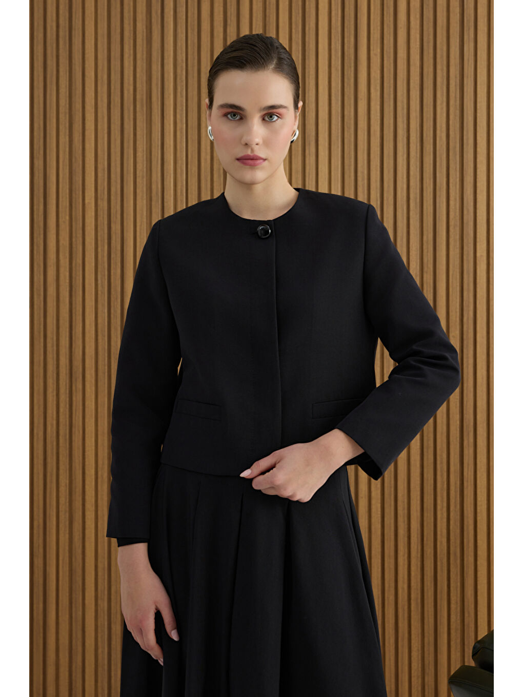 Siyah Pamuk Kısa Ceket-2