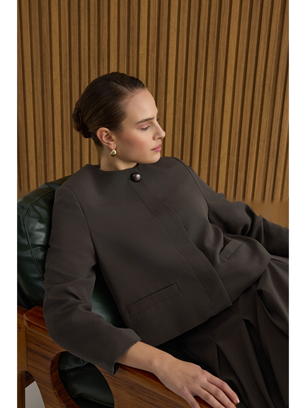 Kahverengi Pamuk Kısa Ceket