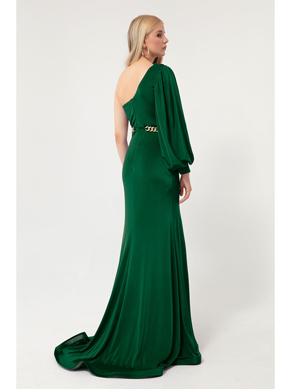 Kadın Zümrüt Yeşili Tek Omuzlu Zincirli Uzun Abiye Elbise-4