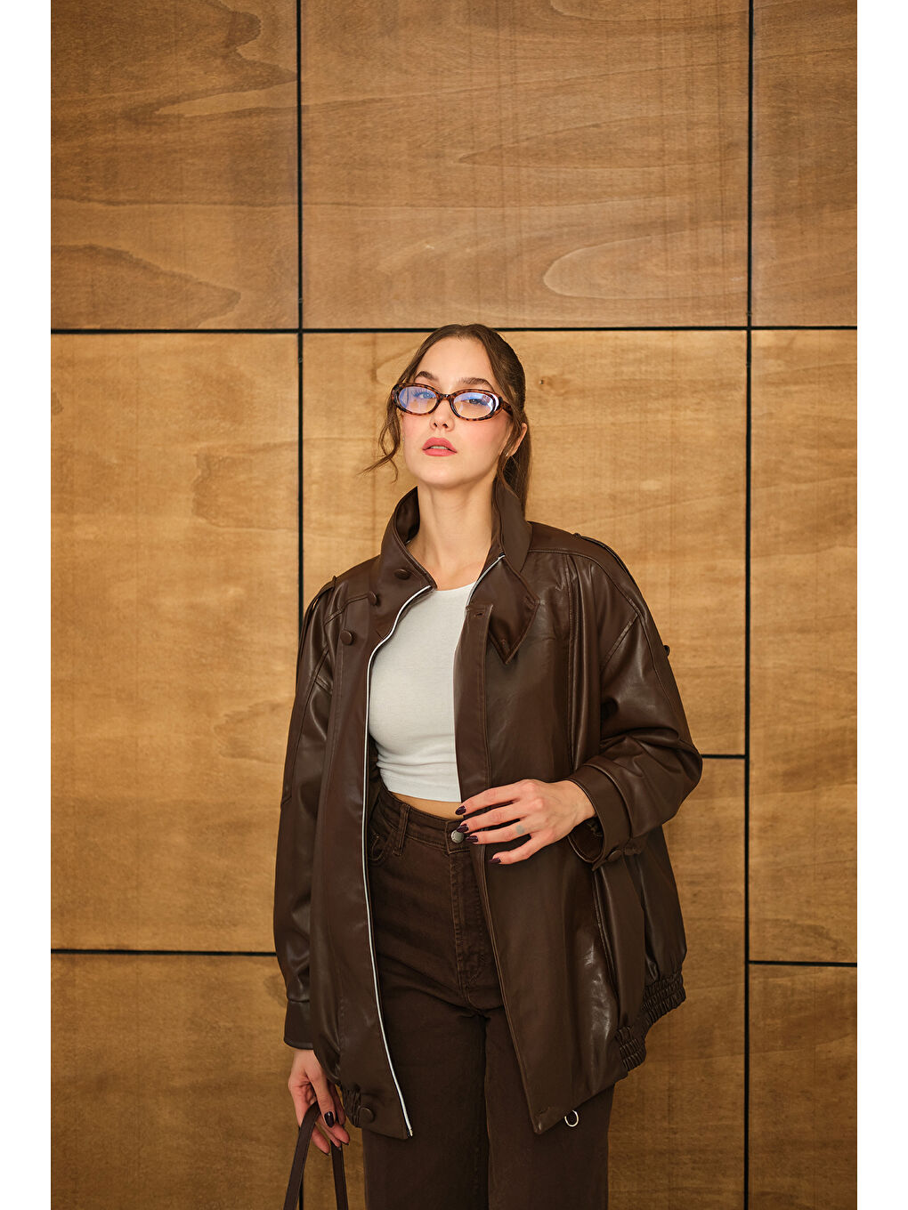 Kadın Dik Yaka Deri Ceket Kahverengi-1