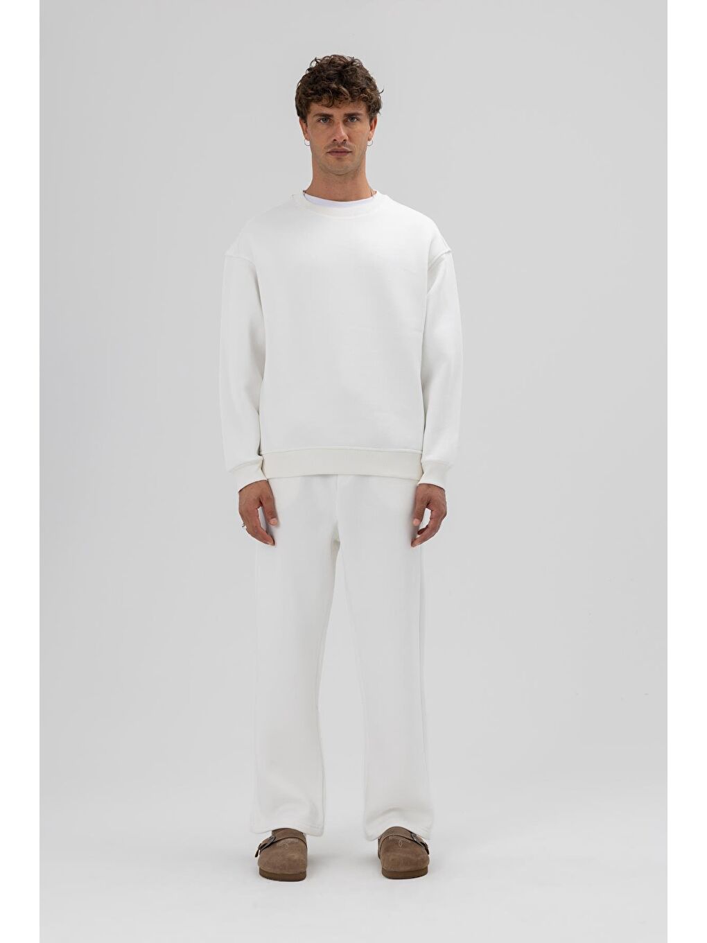 Basic Bisiklet Yaka Oversize Sweatshirt Ekru