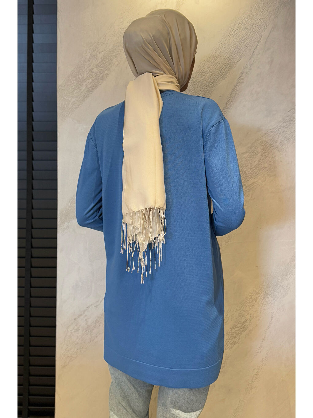 Mavi Kelebek Taşlı Bisiklet Yaka Tesettür Tunik-7