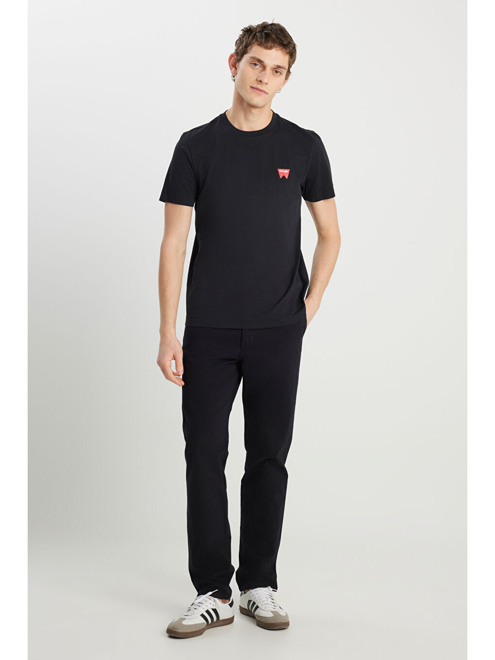 %100 Pamuk Regular Fit Normal Kesim Minimal Logo Siyah Tişört-2