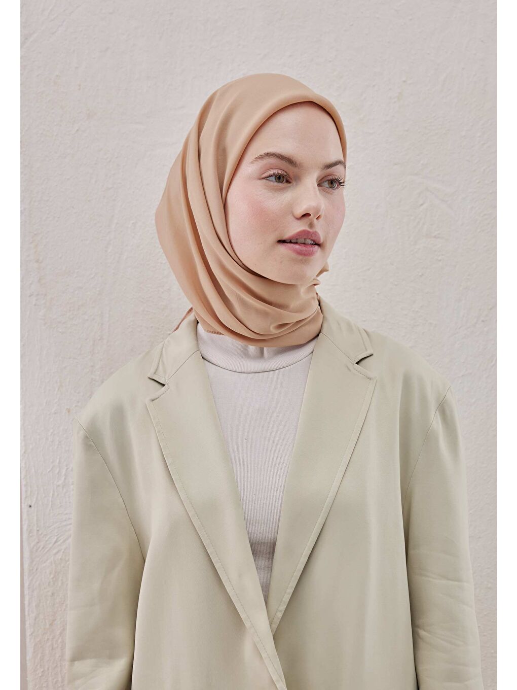 Bej Pamuk İpek Eşarp Nude-3