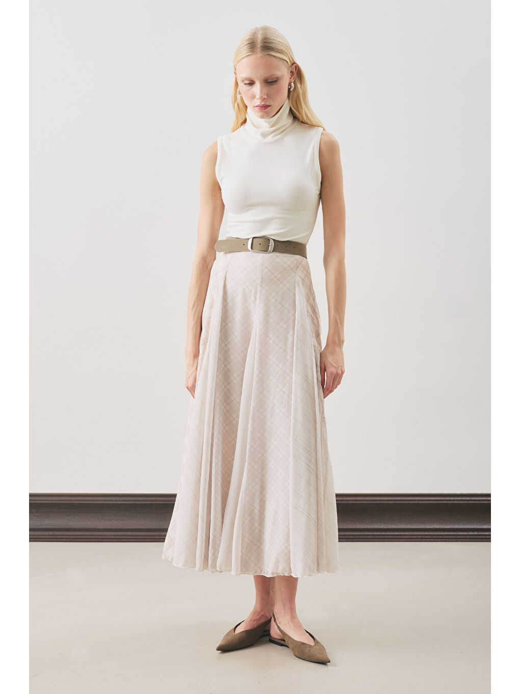 Ekose Desenli Volanlı Etek Ekru-3