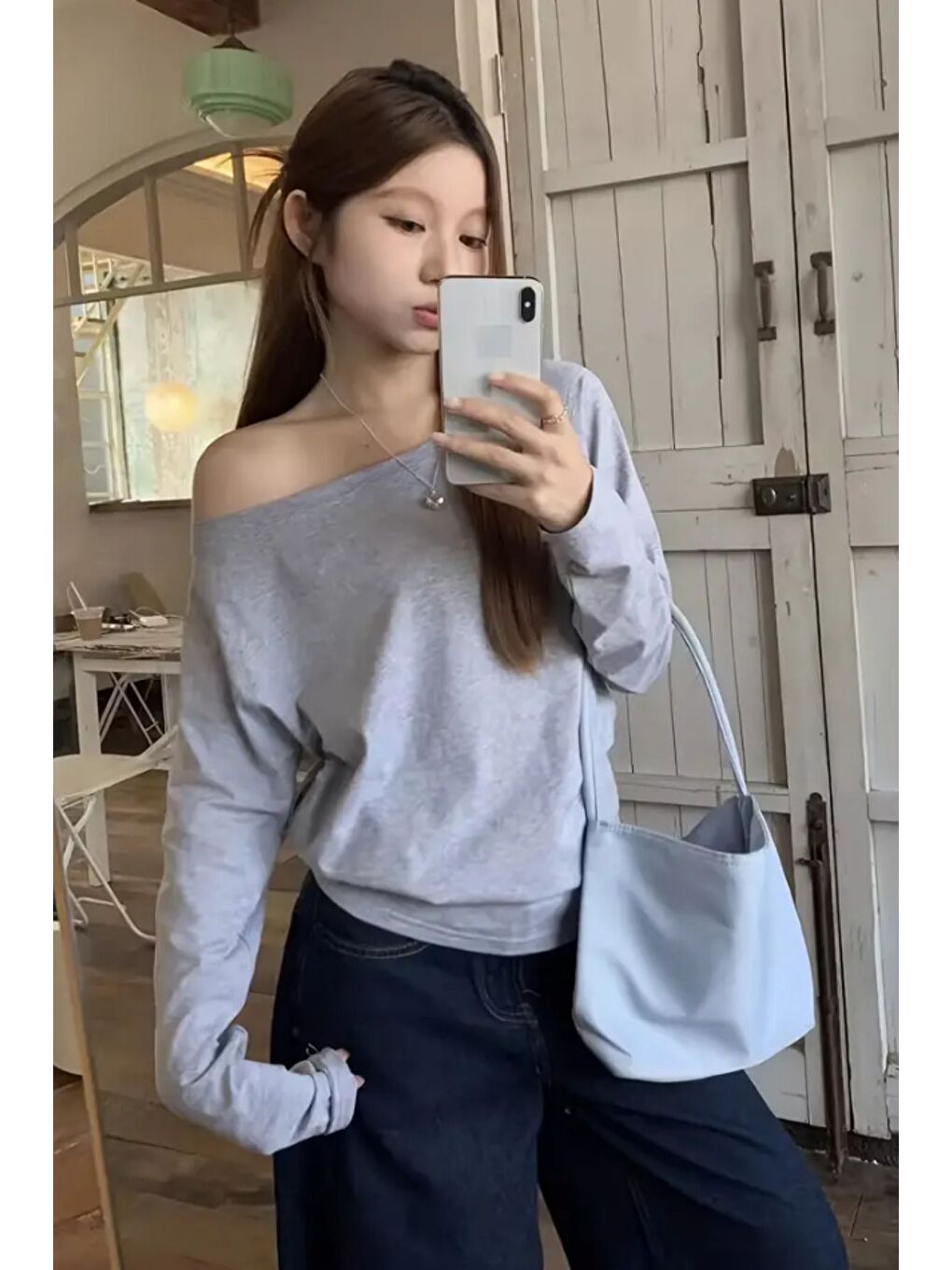 Gri Kadın Düşük Omuz Kayık Yaka Oversize Uzun Kollu T-Shirt-3