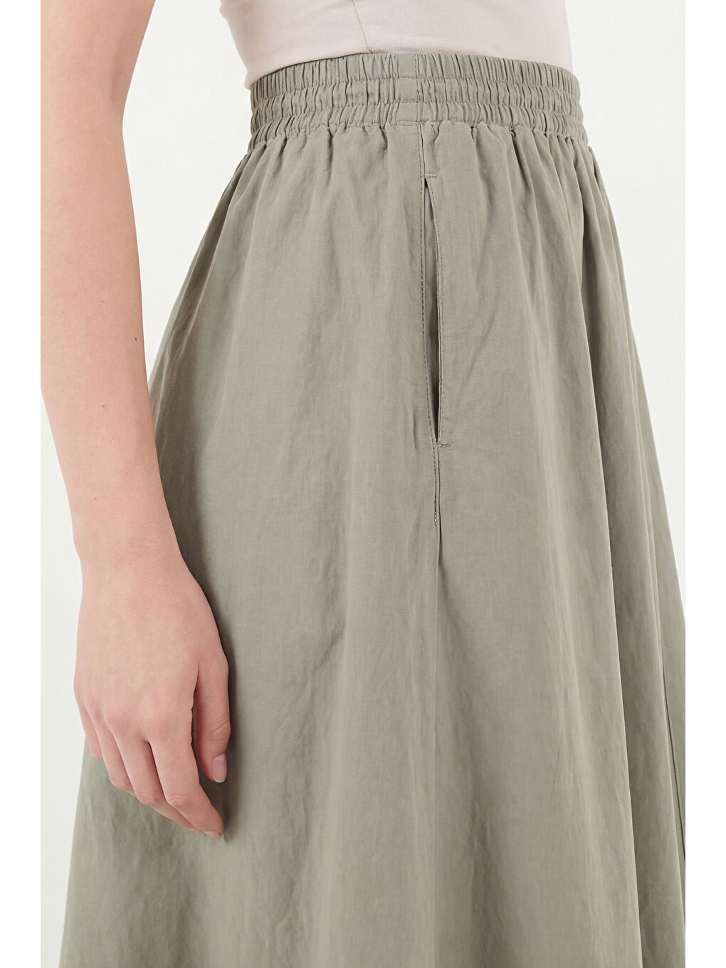 Haki Modest Pamuklu Relaxed Fit Lastikli Bel Tesettür Midi Etek 668YE4449-3