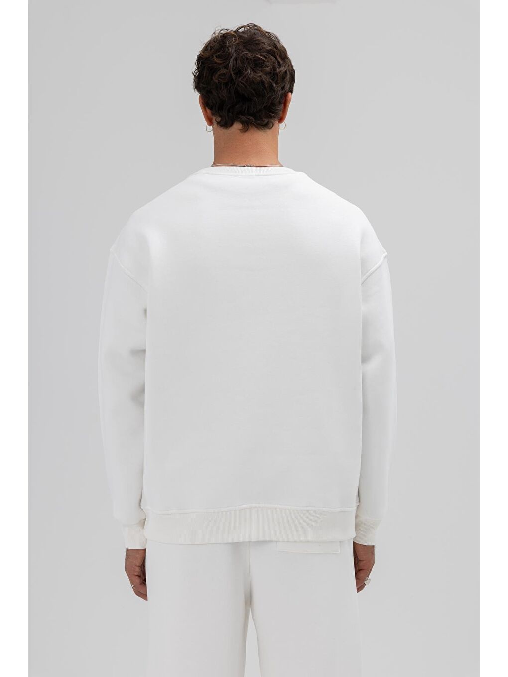 Basic Bisiklet Yaka Oversize Sweatshirt Ekru-4
