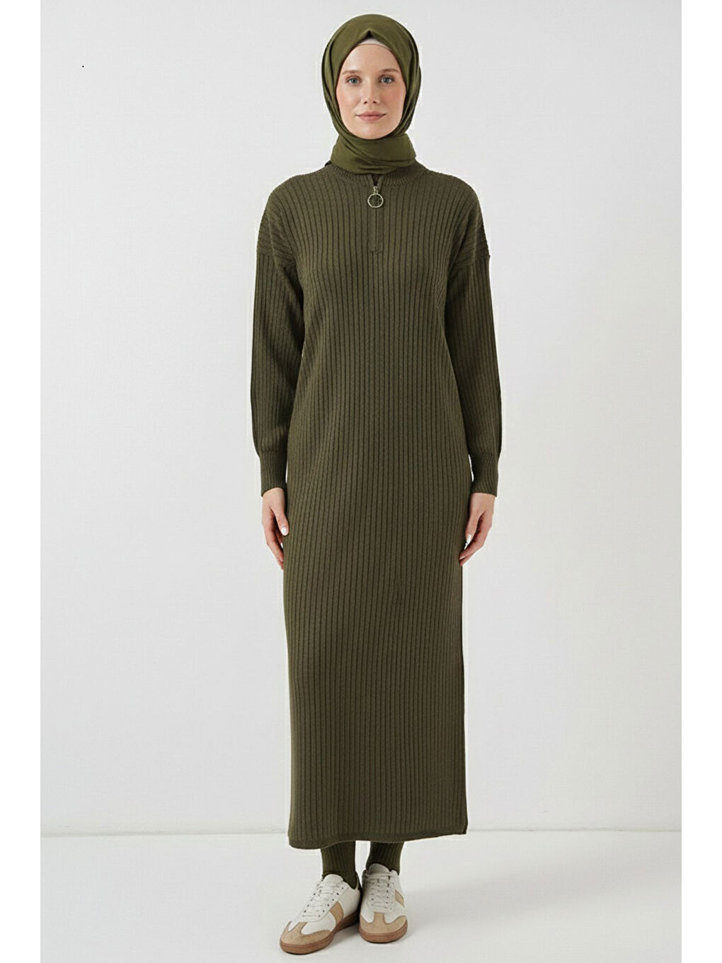 15900 Boydan Tesettür Triko Elbise - Haki
