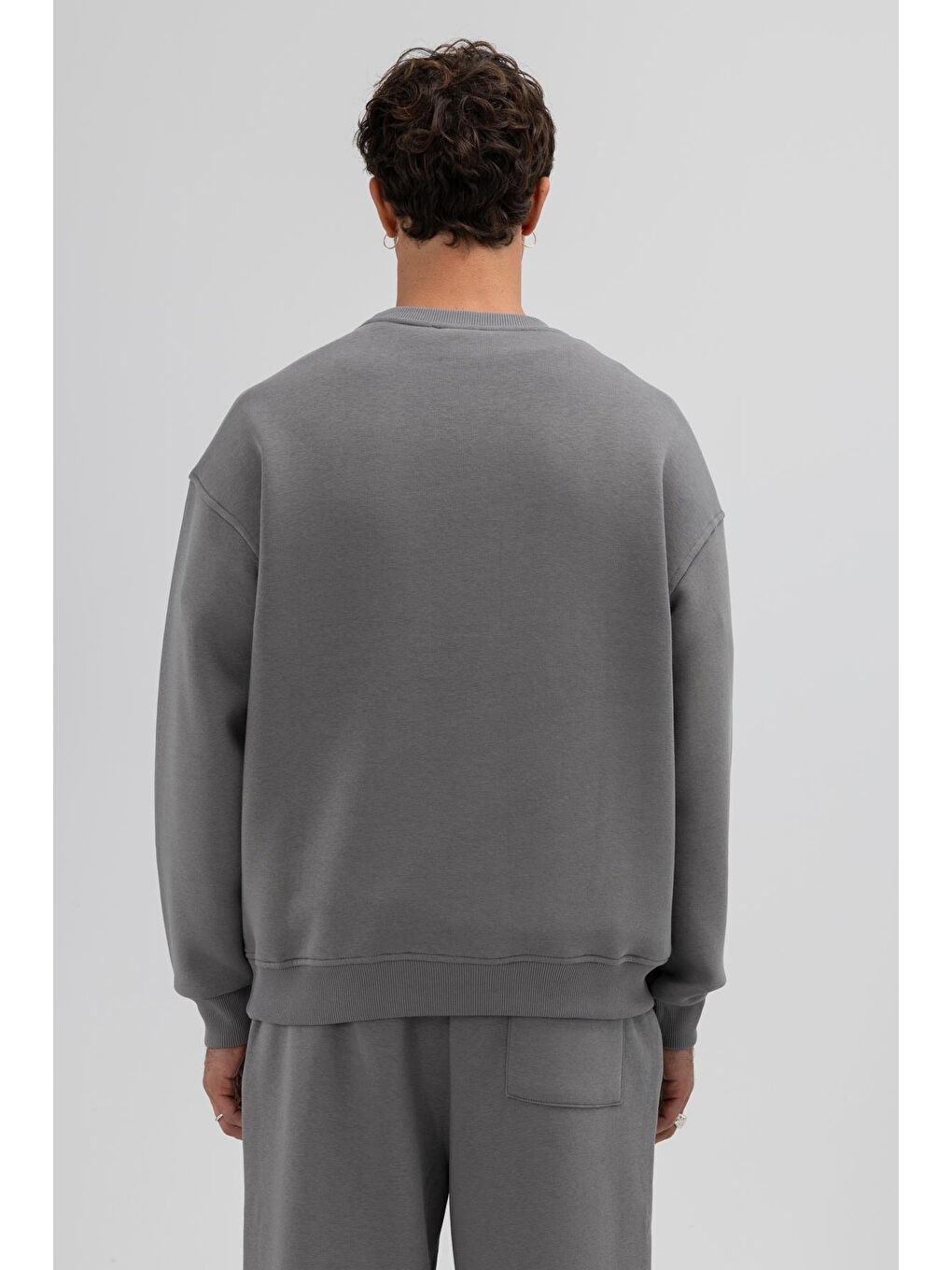 Gri Basic Bisiklet Yaka Oversize Sweatshirt Füme-3