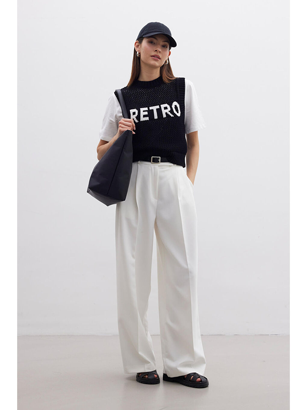 İnce Örgülü Triko Süveter Siyah-2