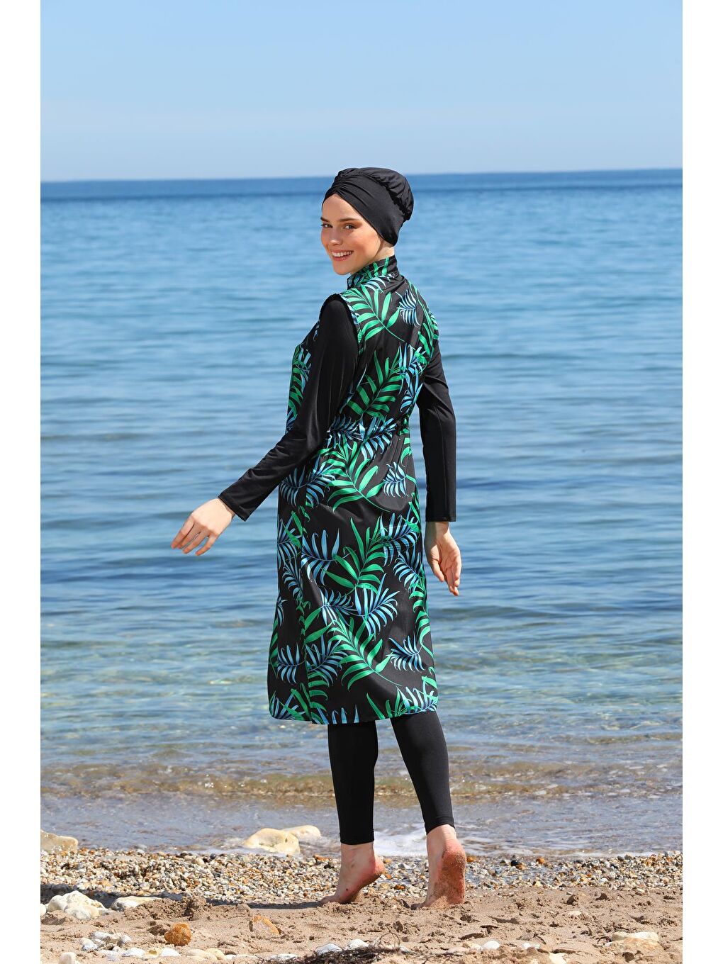 Siyah Dijital Baskılı Uzun Jile Model Kapalı Tesettür Mayo 3478-4