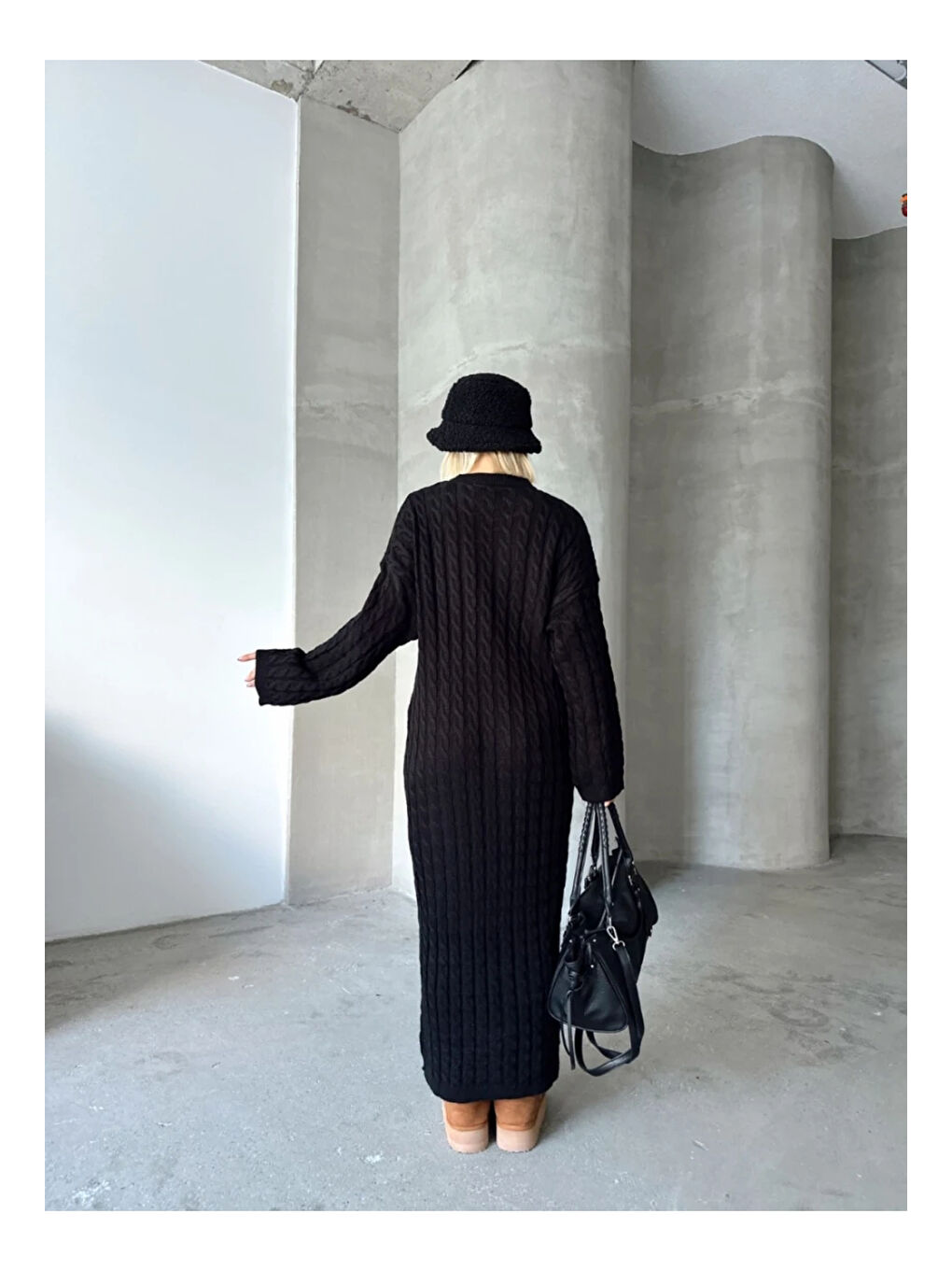 Kadın Siyah Bisiklet Yaka Saç Örgülü Kadın Triko Midi Elbise-3