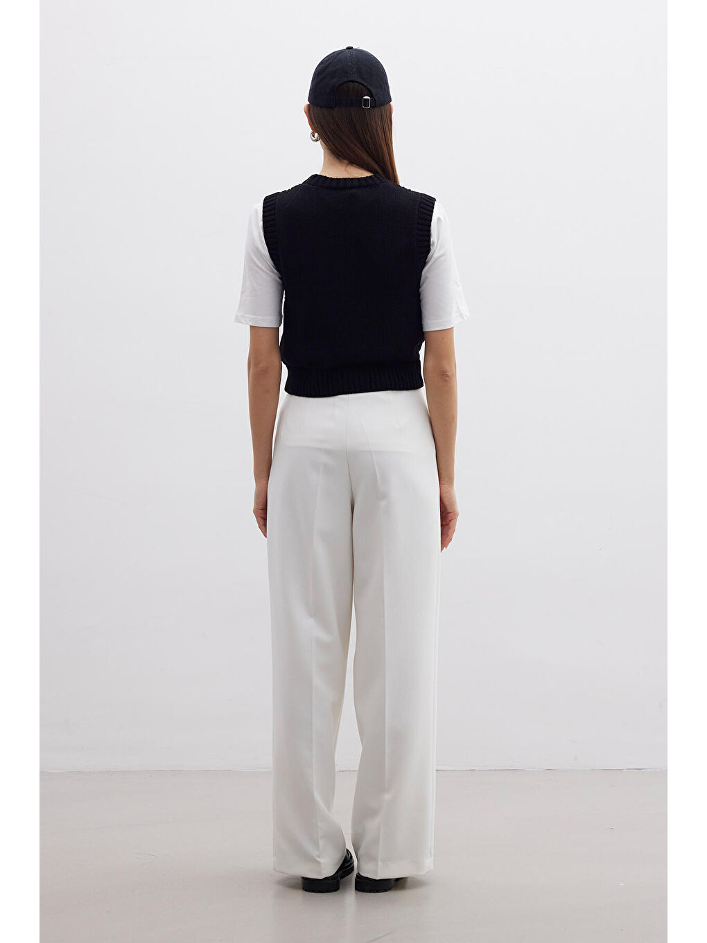 İnce Örgülü Triko Süveter Siyah-7