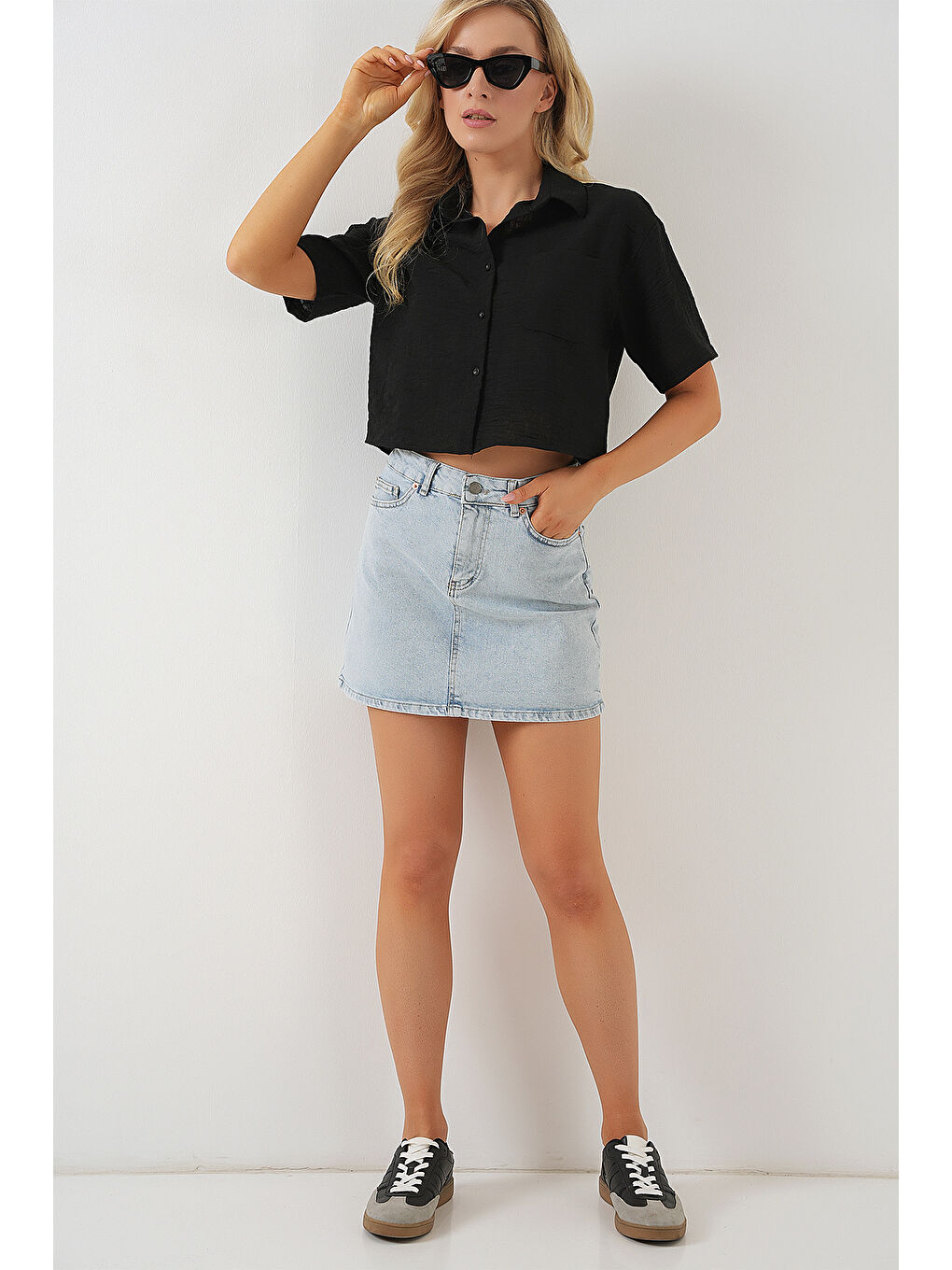 Kadın Kısa Kol Crop Gömlek 20341 - Siyah-1