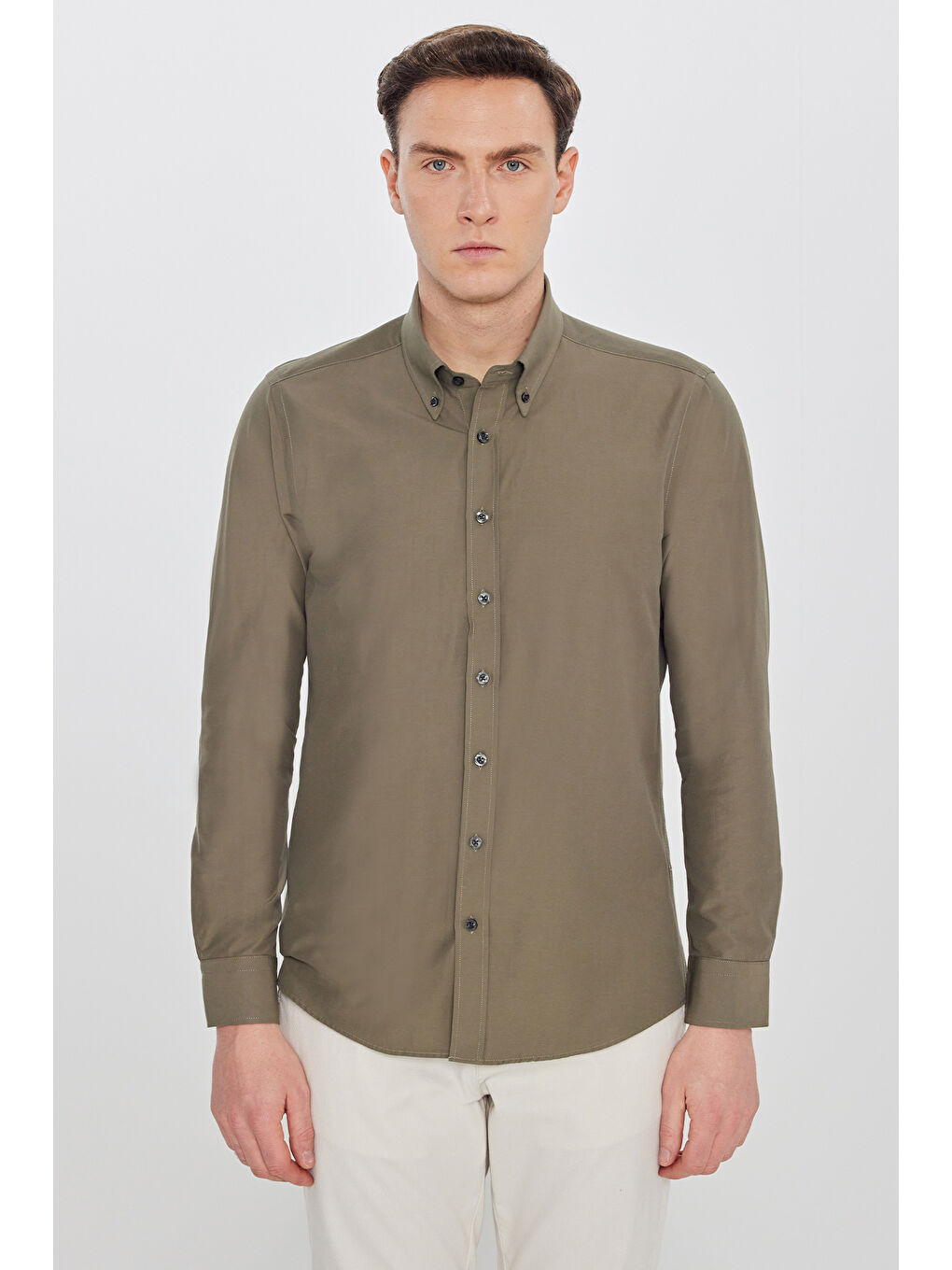 Erkek Haki Pamuklu Slim Fit Dar Kesim Gant Yaka Poplin Gömlek