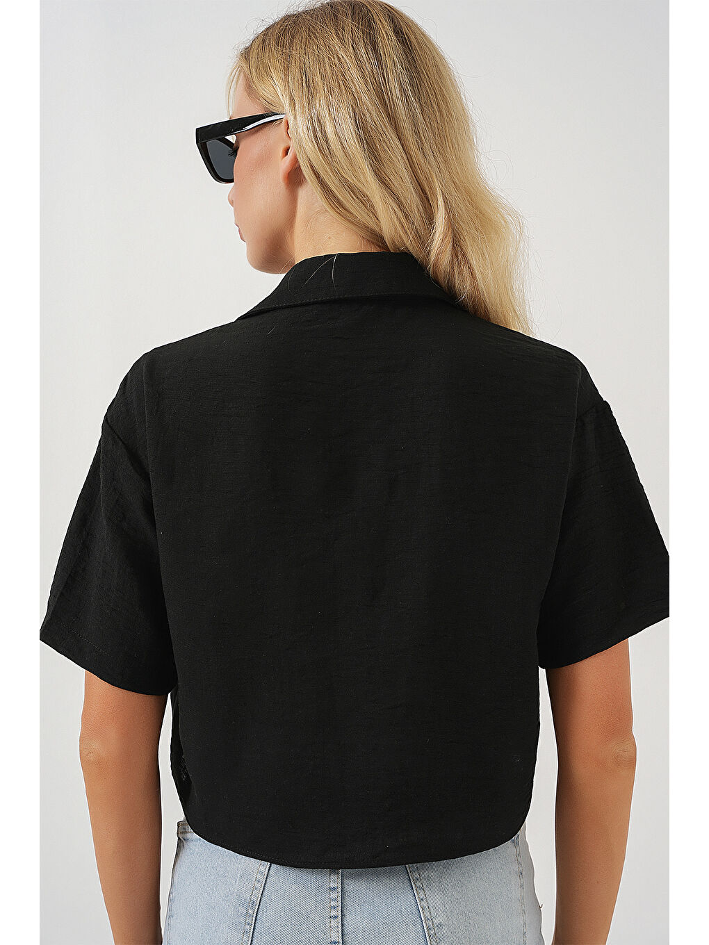 Kadın Kısa Kol Crop Gömlek 20341 - Siyah-5