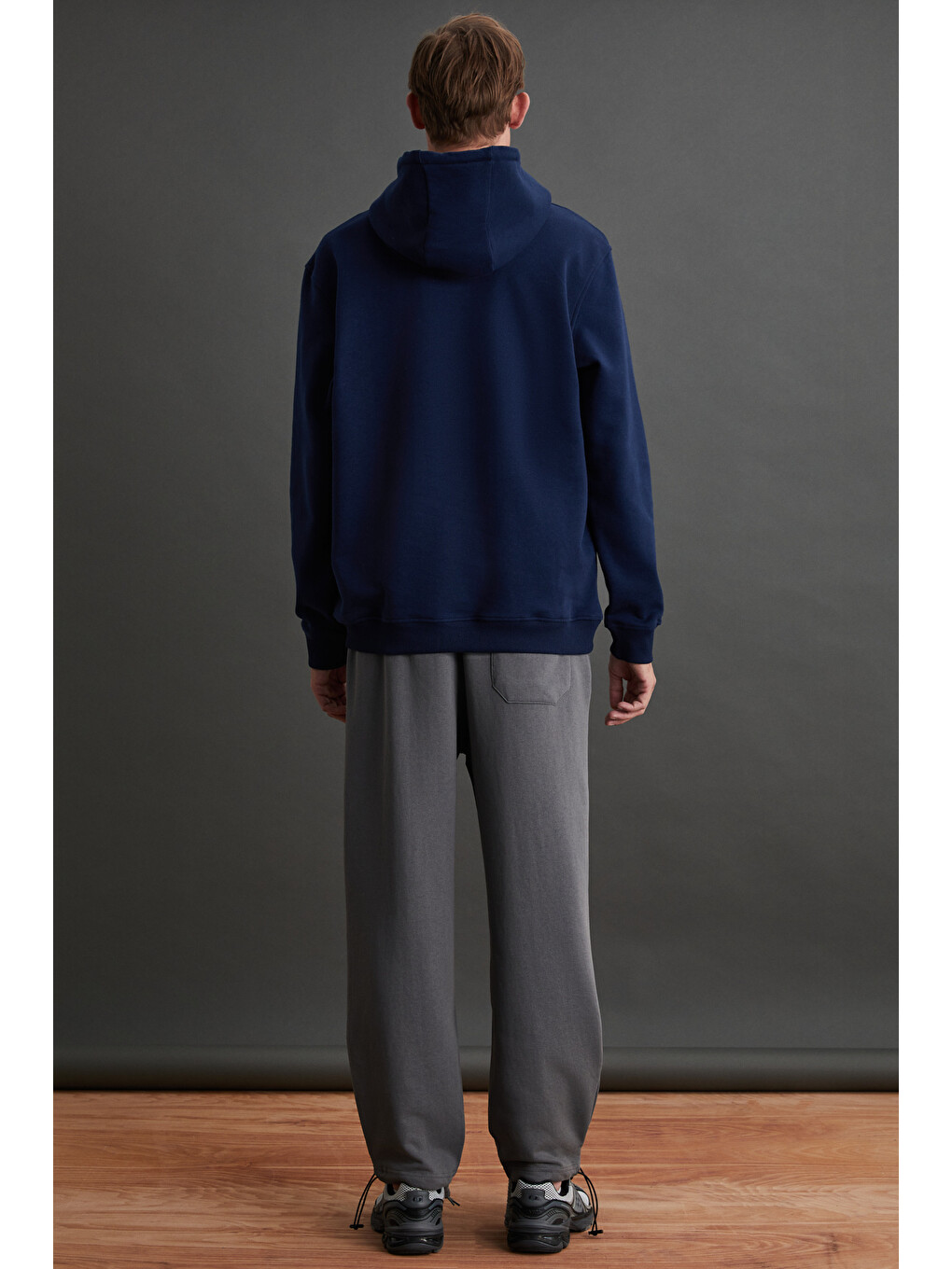 Epıc Erkek Organik Pamuklu Yumuşacık Nakış Detaylı Kapüşonlu Kordonlu Regular Lacivert Sweatshirt-4