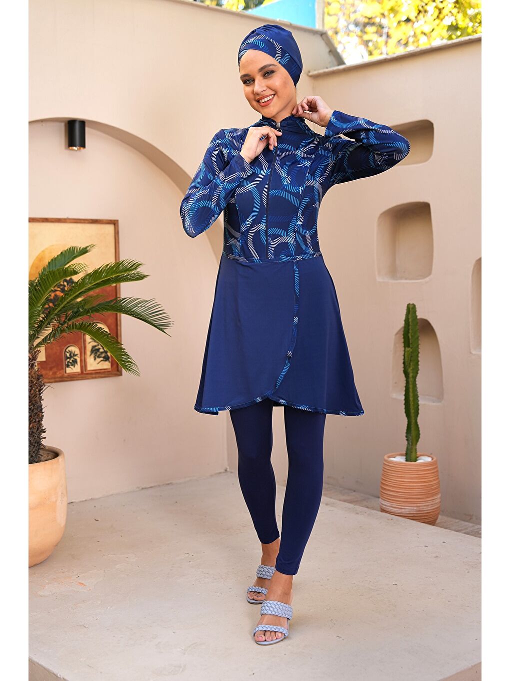 Lacivert Desenli Fermuarlı Pareo Model Taytlı Kapalı Tesettür Mayo 3740